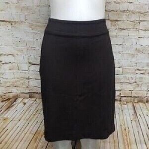 Lynn Ritchie Pencil Skirt NWT Silver Form Fitting Black Womens Size M